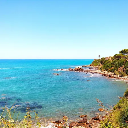 Bed and Breakfast Stanza In Con Giardino Vista Mare *