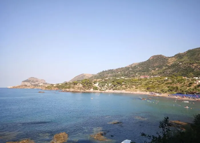 Bed and Breakfast Stanza In Con Giardino Vista Mare *