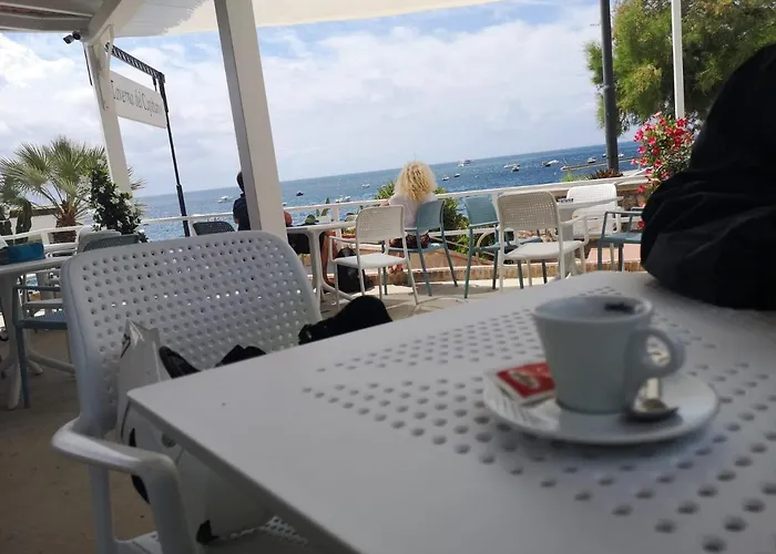 Stanza In Con Giardino Vista Mare * Cefalù