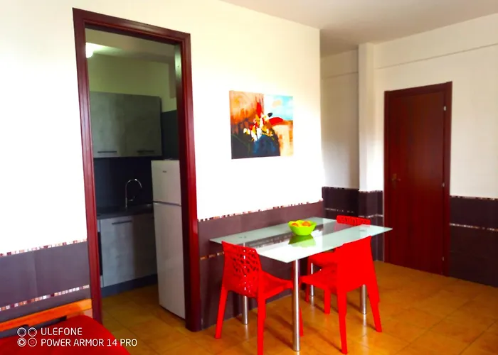 Bed and Breakfast Stanza In Con Giardino Vista Mare Cefalù