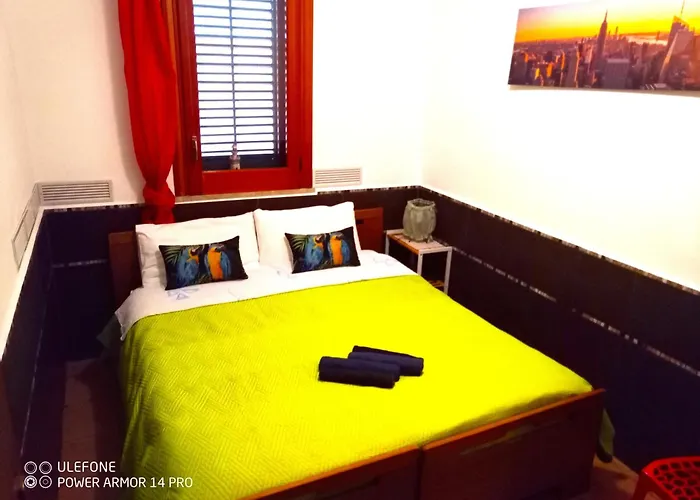 Stanza In Con Giardino Vista Mare * Cefalù