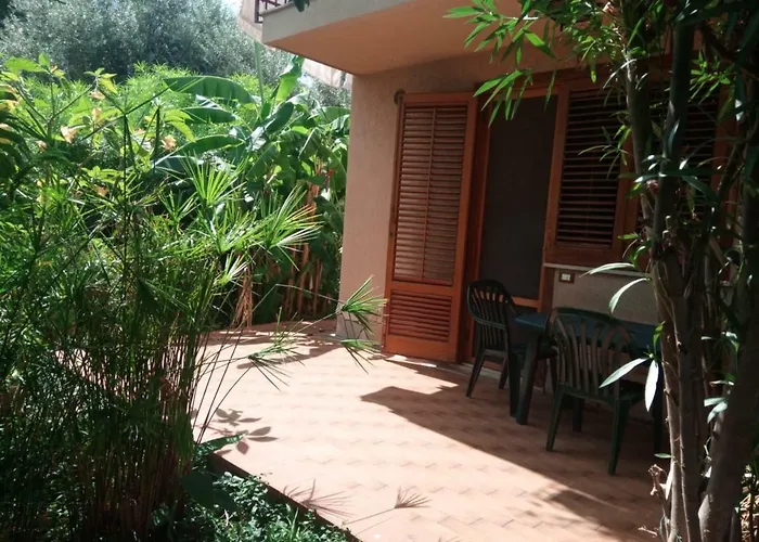 Bed and breakfast Stanza In Con Giardino Vista Mare *