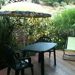 Stanza In Con Giardino Vista Mare Bed & Breakfast *