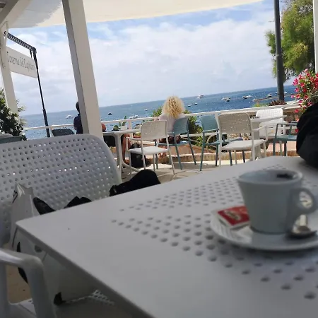 Stanza In Con Giardino Vista Mare * Cefalu
