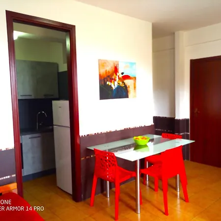 Bed & Breakfast Stanza In Con Giardino Vista Mare Cefalu
