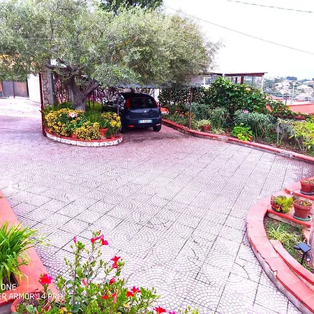 Bed & Breakfast Stanza In Con Giardino Vista Mare *