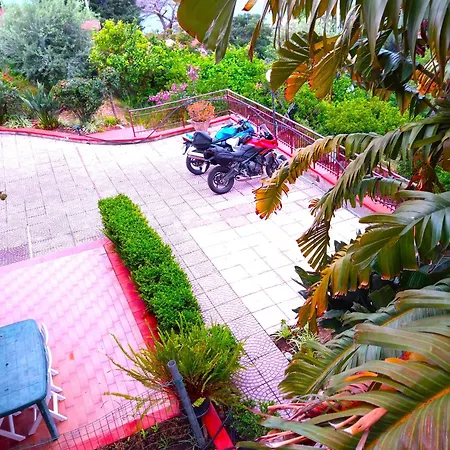 Bed & Breakfast Stanza In Con Giardino Vista Mare *