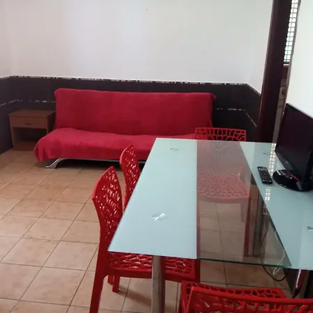Panzió Stanza In Con Giardino Vista Mare Cefalù