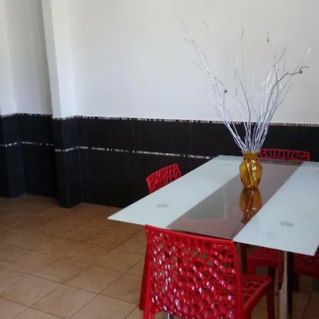 Stanza In Con Giardino Vista Mare Bed & Breakfast Cefalu
