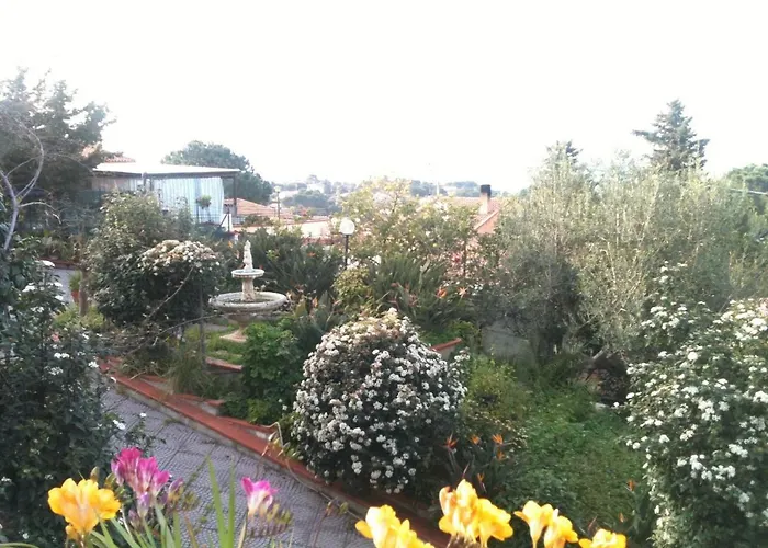 Stanza In Con Giardino Vista Mare *